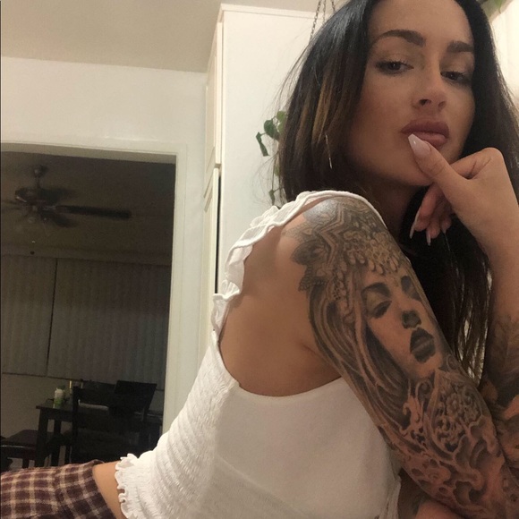 Meet your Posher, Rachel - Picture 3 of 4